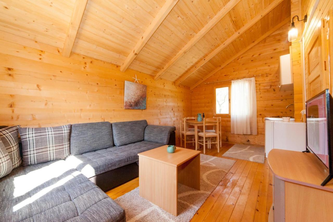 Katana Village Apartment Ούλτσιν Εξωτερικό φωτογραφία