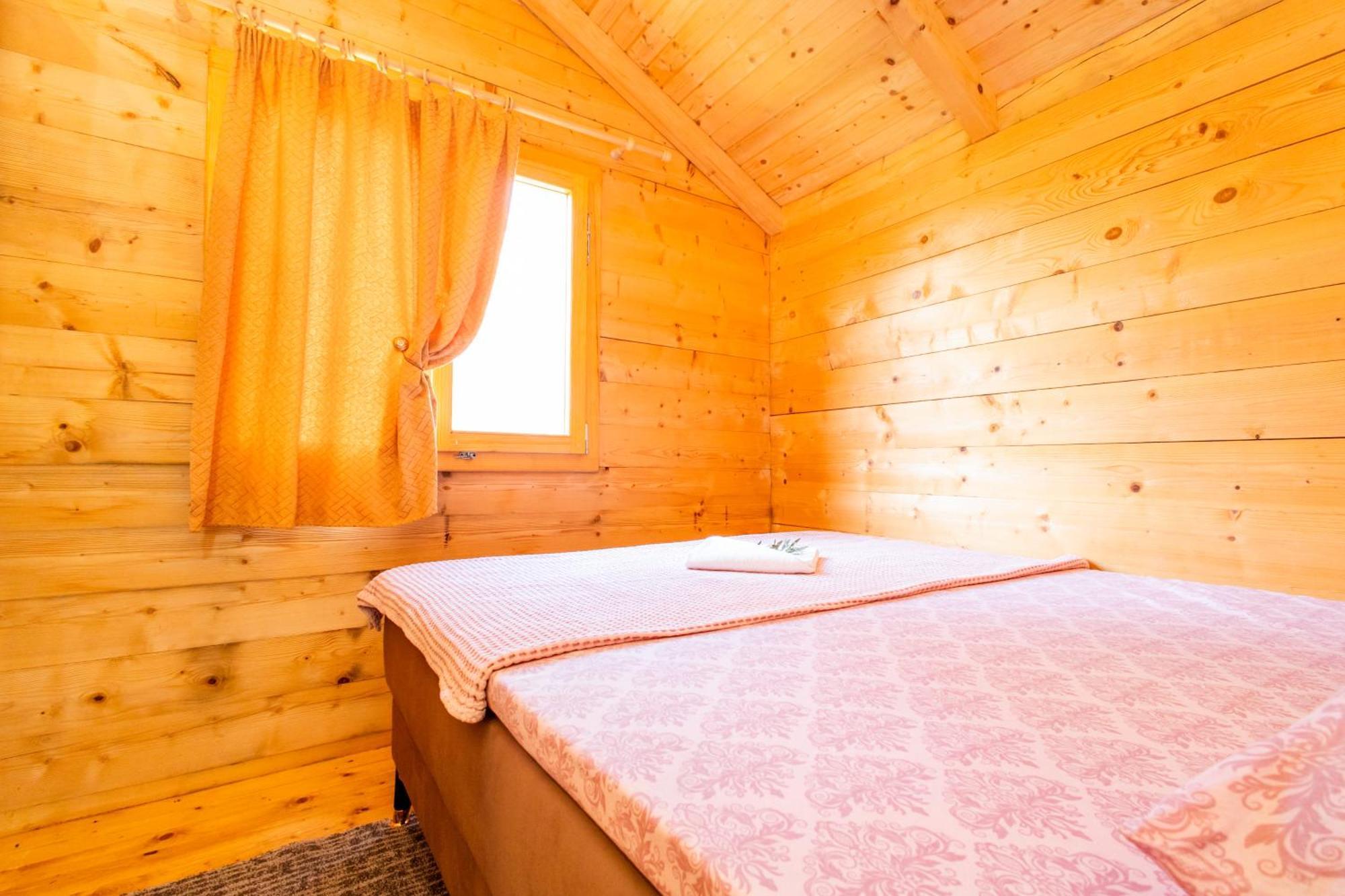 Katana Village Apartment Ούλτσιν Εξωτερικό φωτογραφία